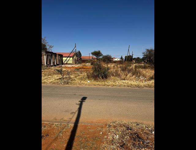 LAND FOR SALE IN MMABATHO 14